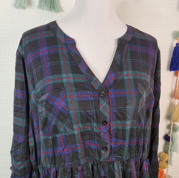 Torrid Challis Plaid Dress - Picture 3 of 7